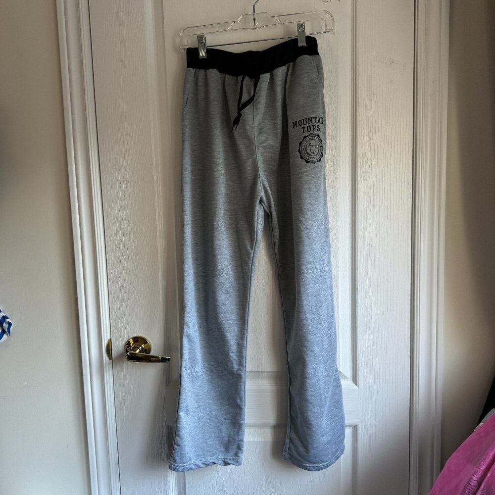 sweatpants